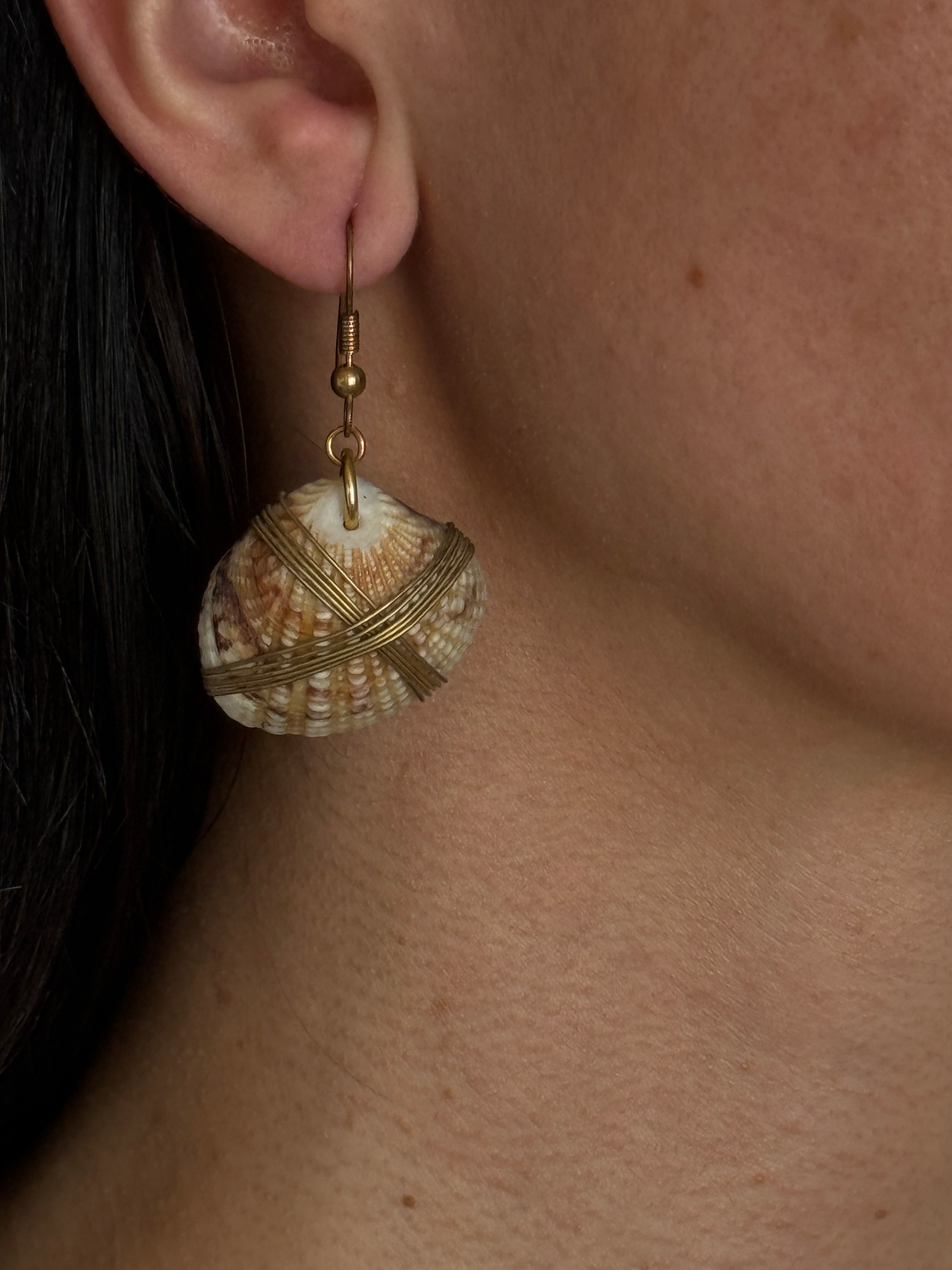 Vintage drop seashell Earrings