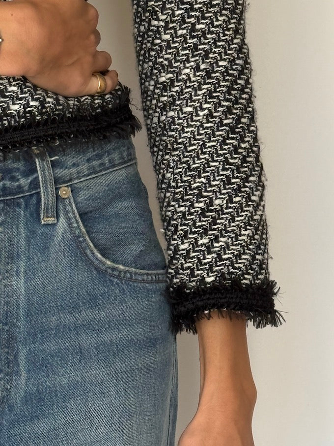 Vintage Tweed Cropped Jacket with Fringed Trim 6607