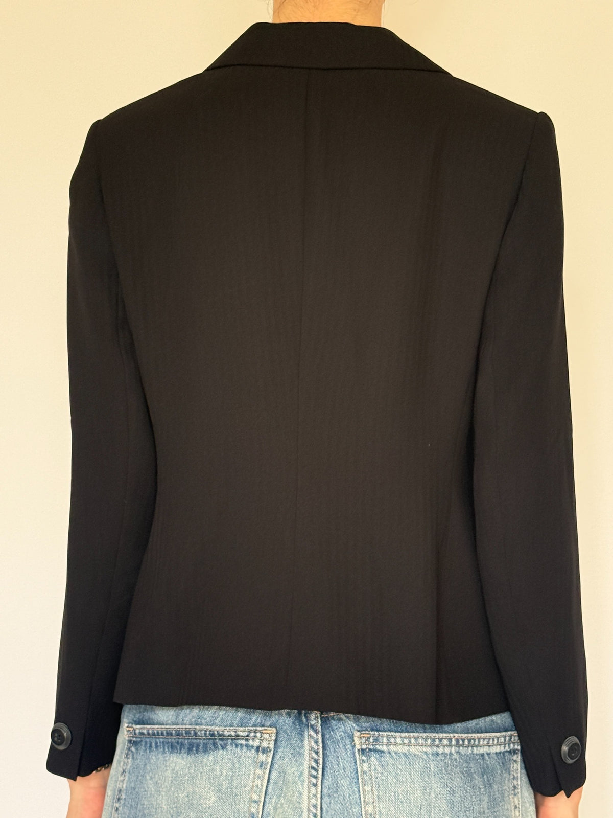 Vintage fitted single-breasted blazer black back view