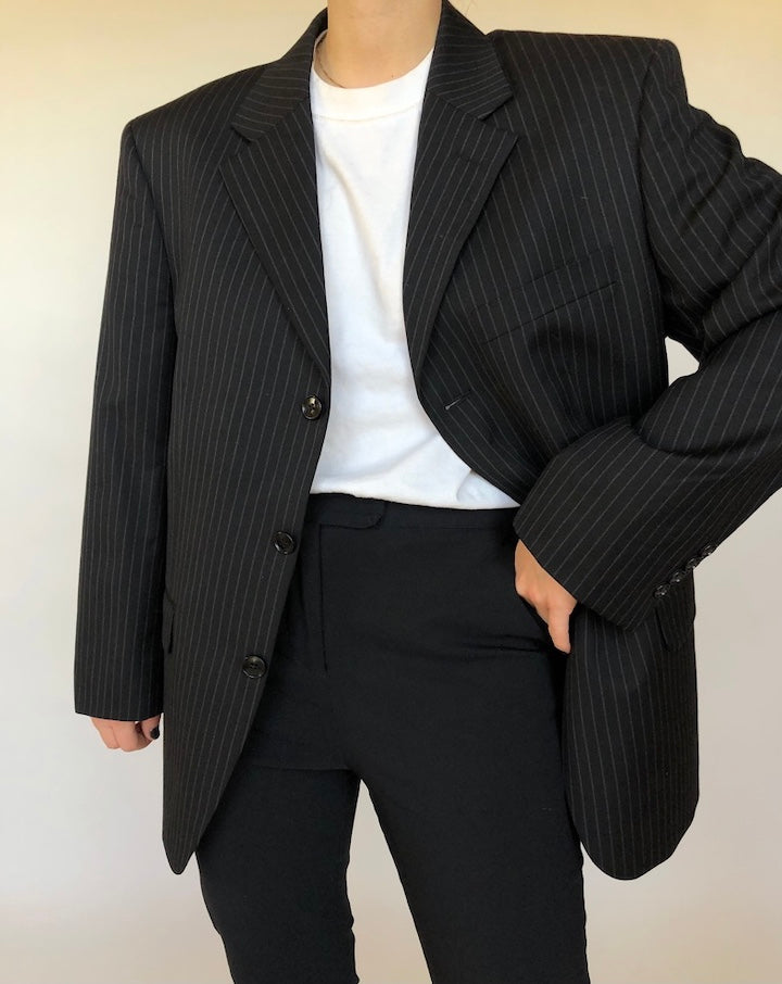 VINTAGE PINSTRIPED WOOL BLZER 341