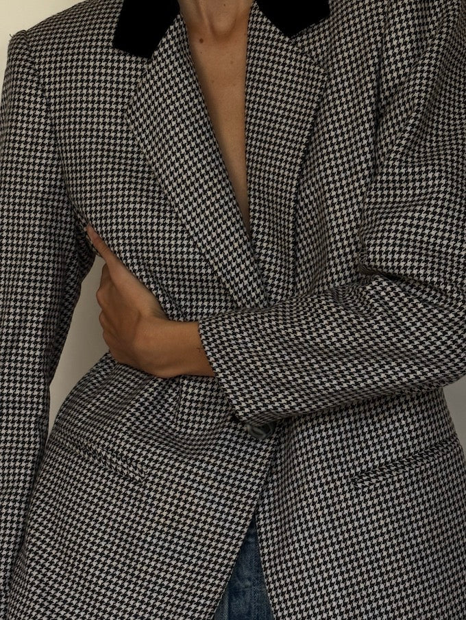 Vintage Houndstooth Blazer with Velvet Collar 6617