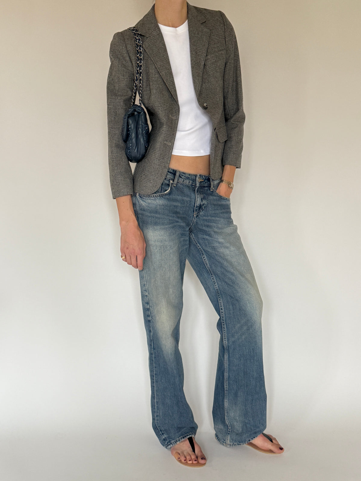 Vintage Evan-Picone grey wool blazer side view