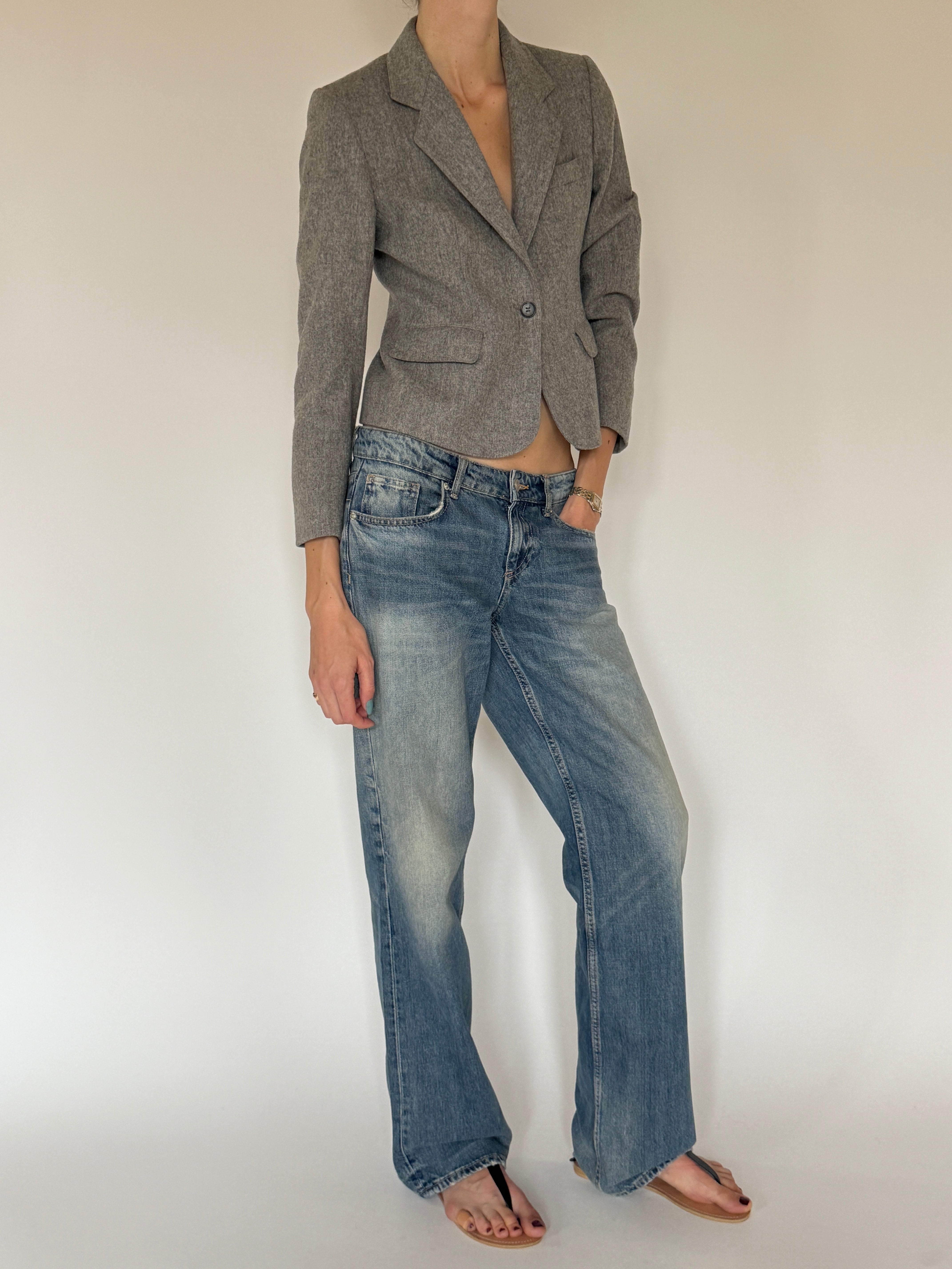 Vintage tailored gray wool blazer full-length view