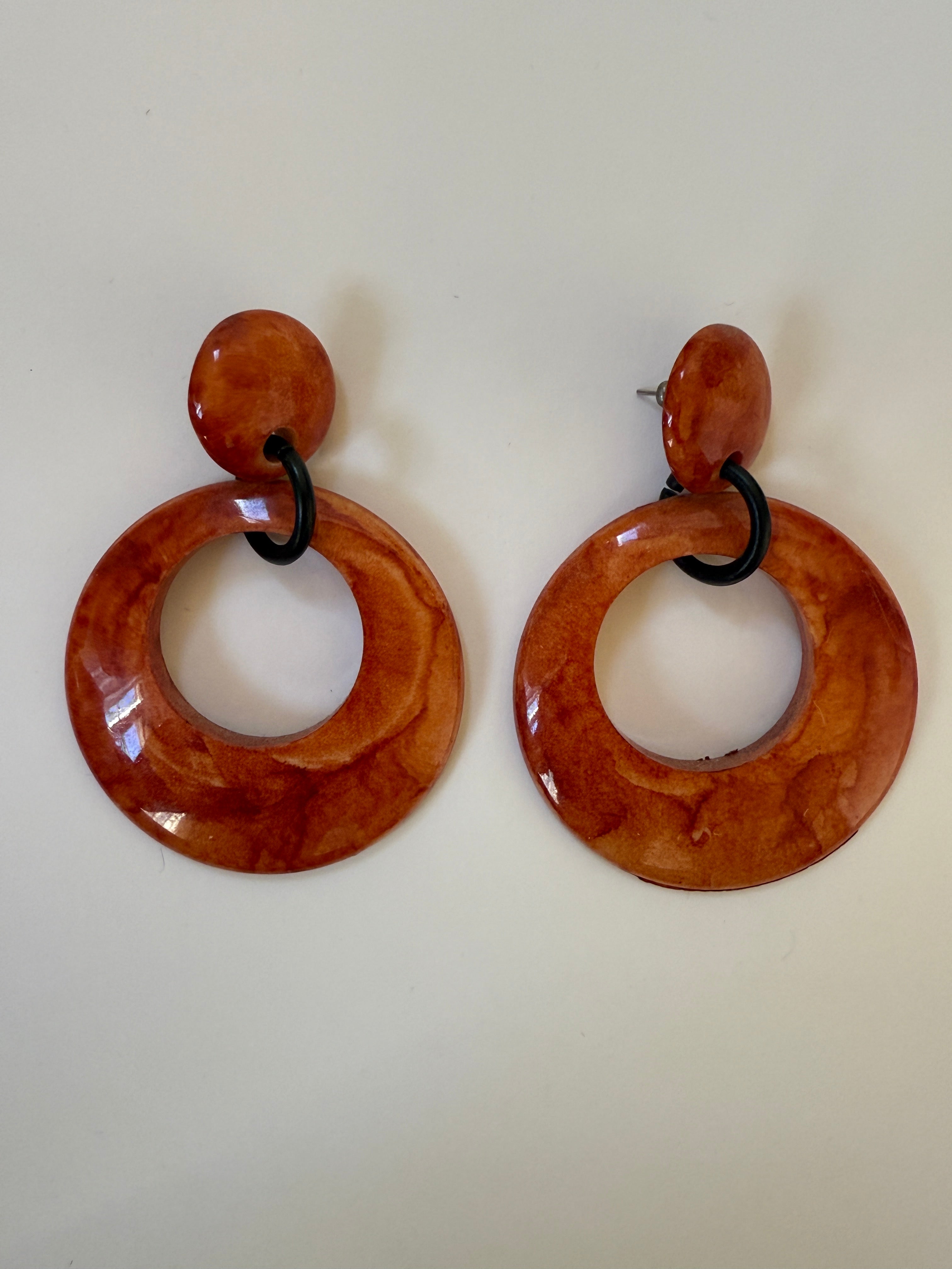 Vintage marbled resin earrings pair close-up