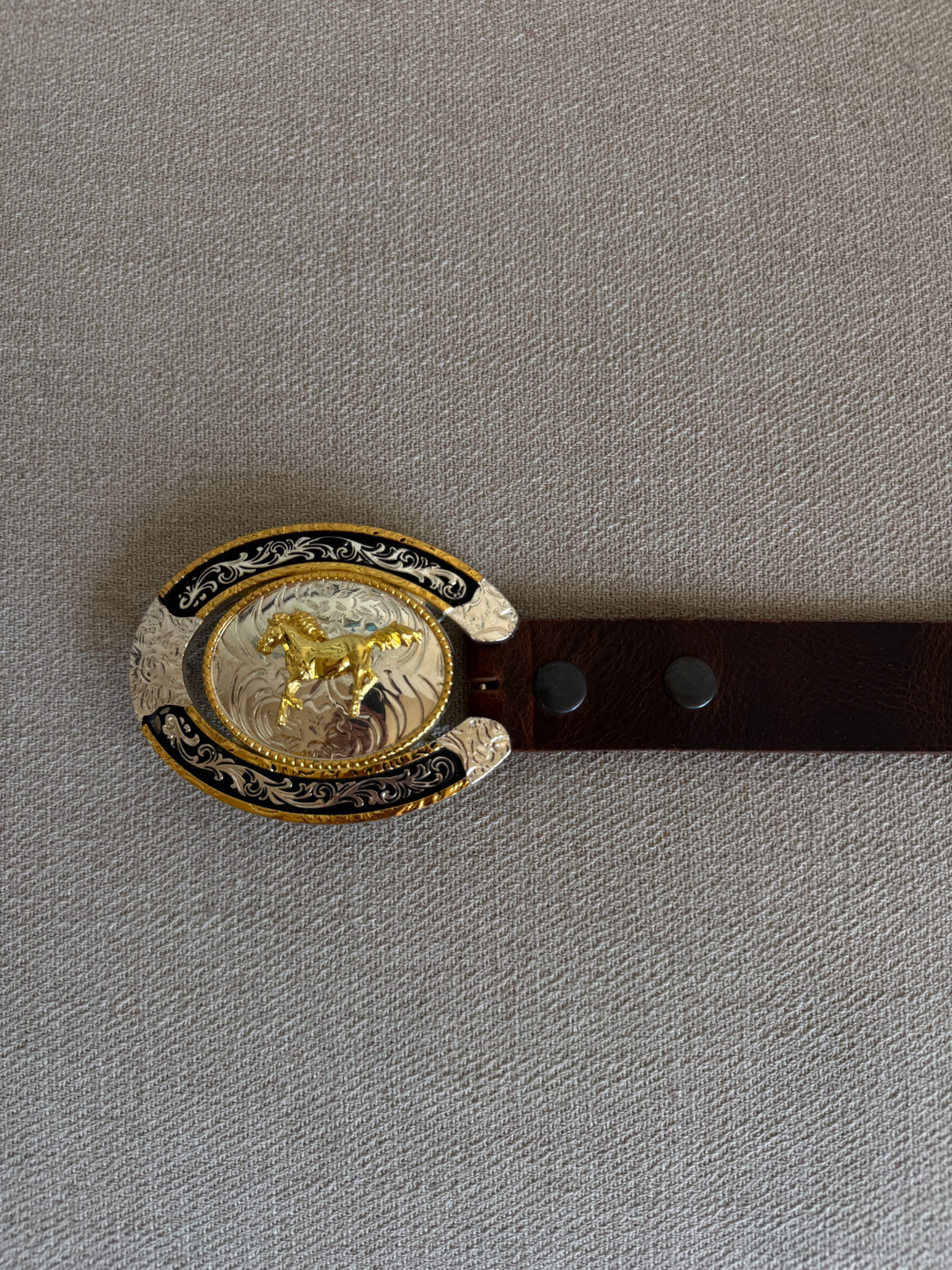 Vintage western brown leather belt full buckle and strap view