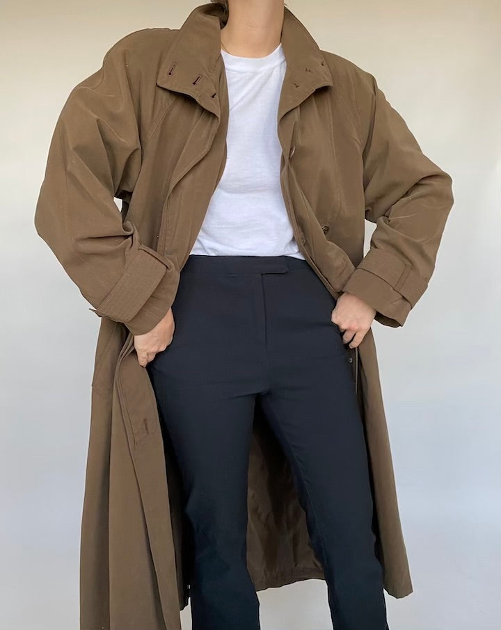 VINTAGE OVERSIZED BROWN COAT 113