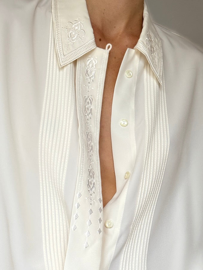 Vintage Cream Embroidered Blouse with Tuxedo Detailing 6395