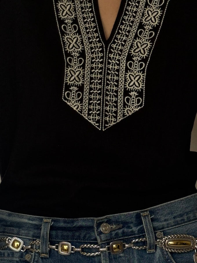 Vintage Bohemian Embroidered V-Neck Tunic black 6265