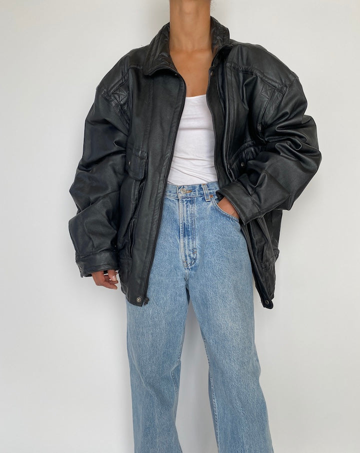 VINTAGE OVERSIZED BLACK LEATHER JACKET 2842