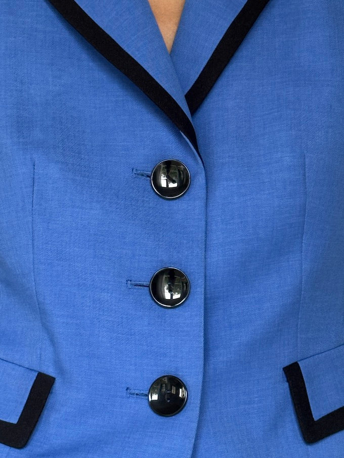 Vintage Tailored Blazer with Black Trim 6068