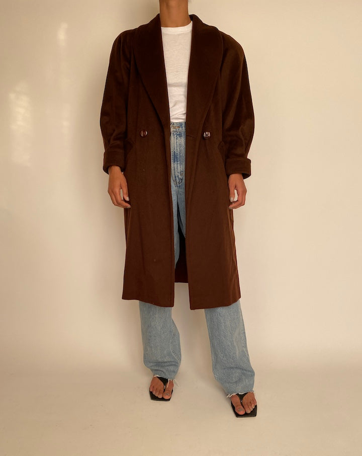 VINTAGE BROWN COAT 2354