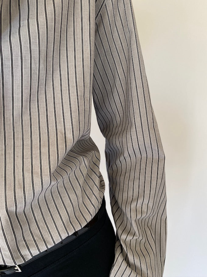 Vintage gray striped shirt 5745