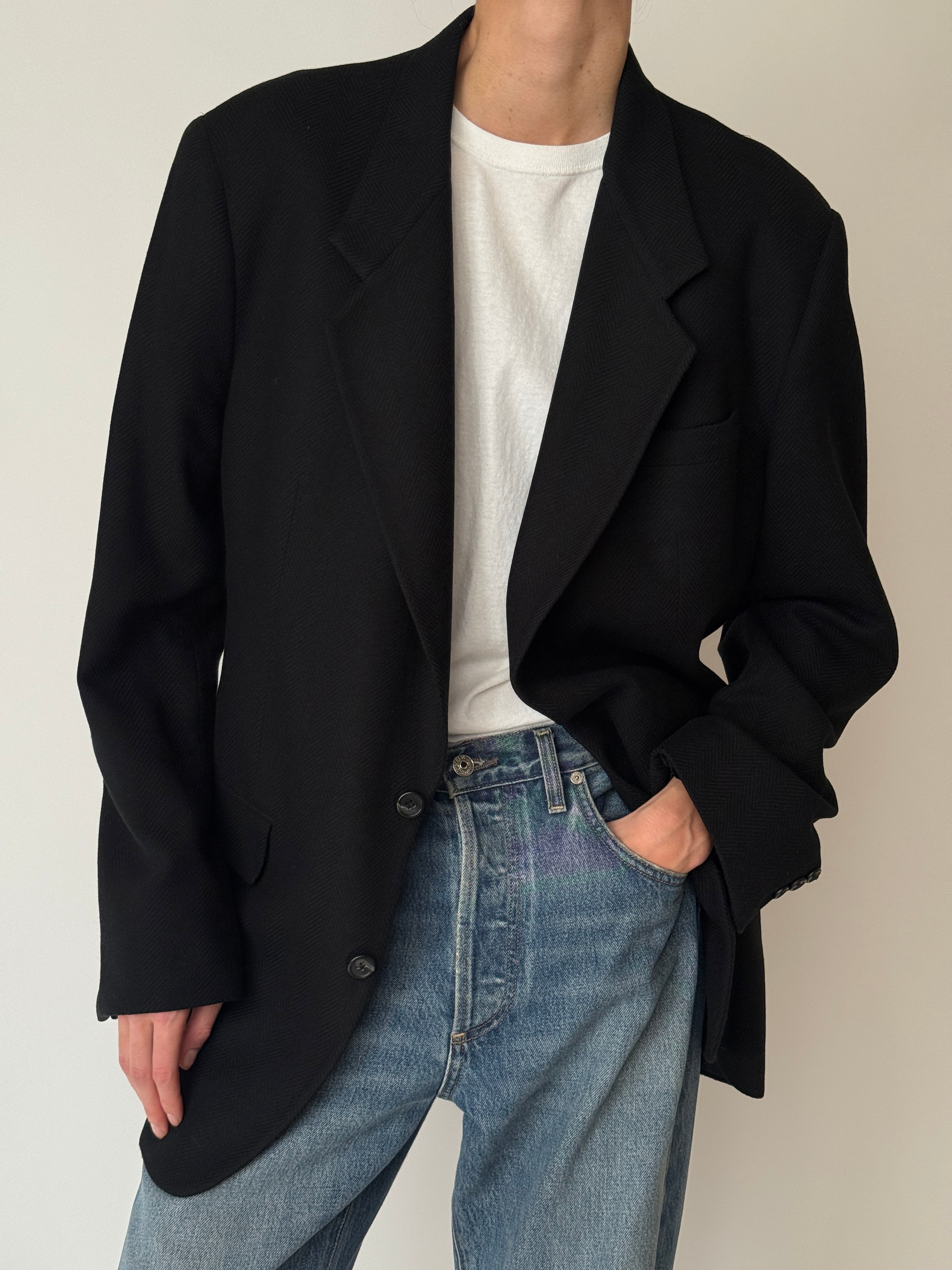 Vintage slouchy wool blazer with single-breasted design black