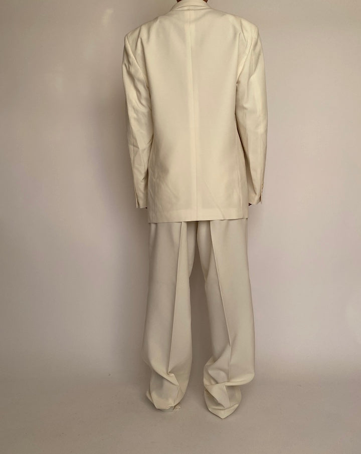 VINTAGE OVERSIZED CREAM SUIT 2373
