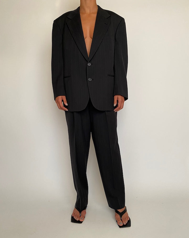 VINTAGE STRIPED SUIT 2375