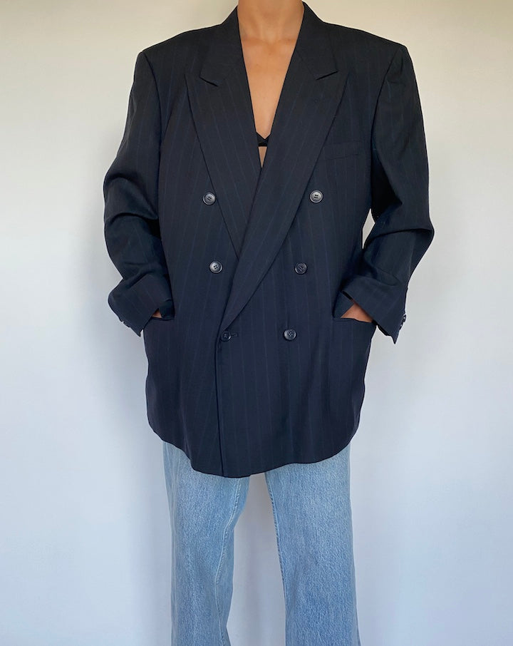 VINTAGE NAVY  PINSTRIPED DOUBLE BREASTED BLAZER 1539