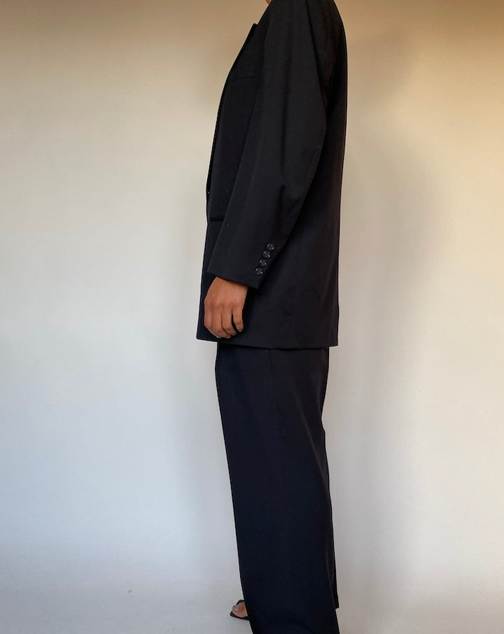 VINTAGE OVERSIZED BLACK SUIT 2378
