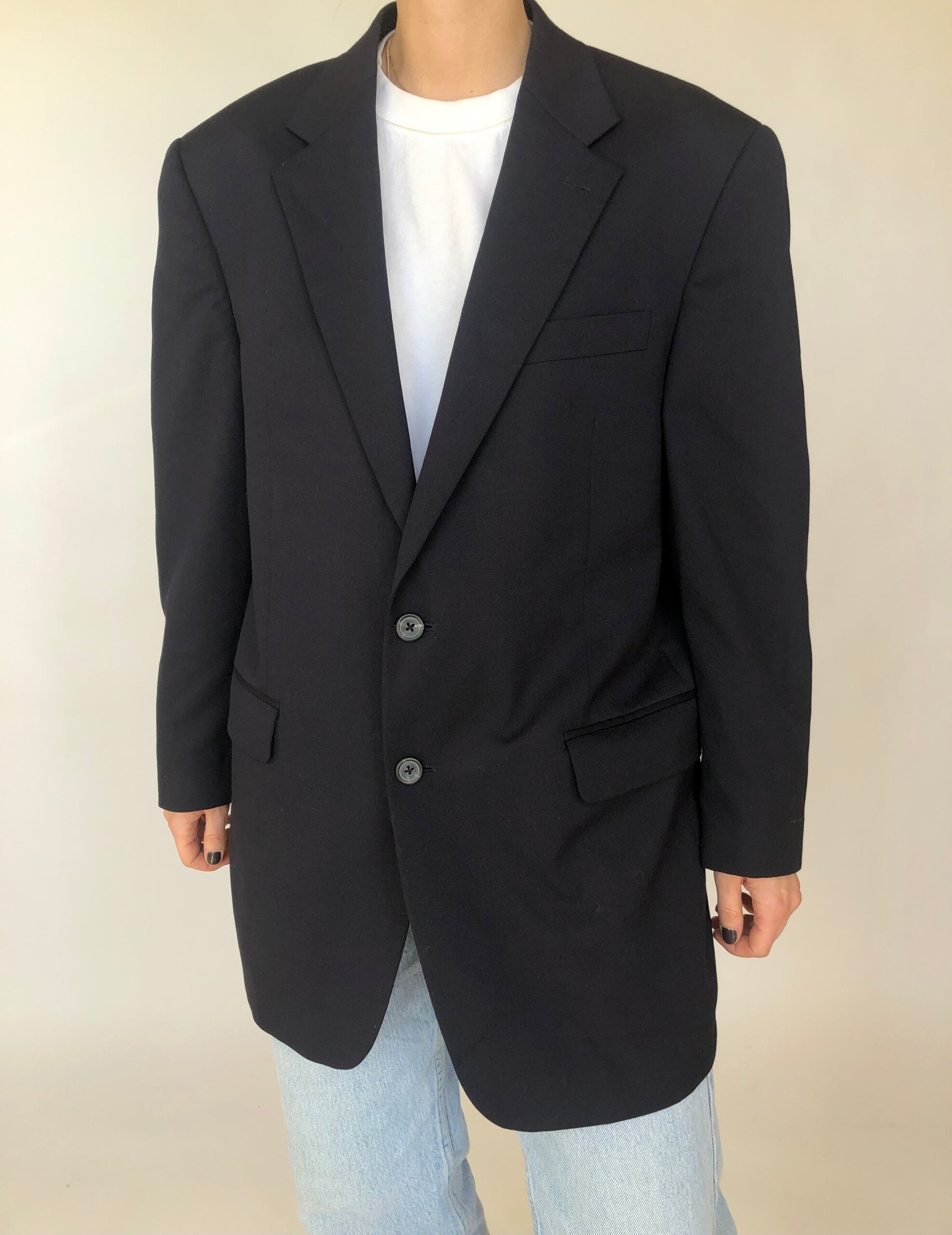 VINTAGE OVERSIZED DARK NAVY WOOL BLAZER 372