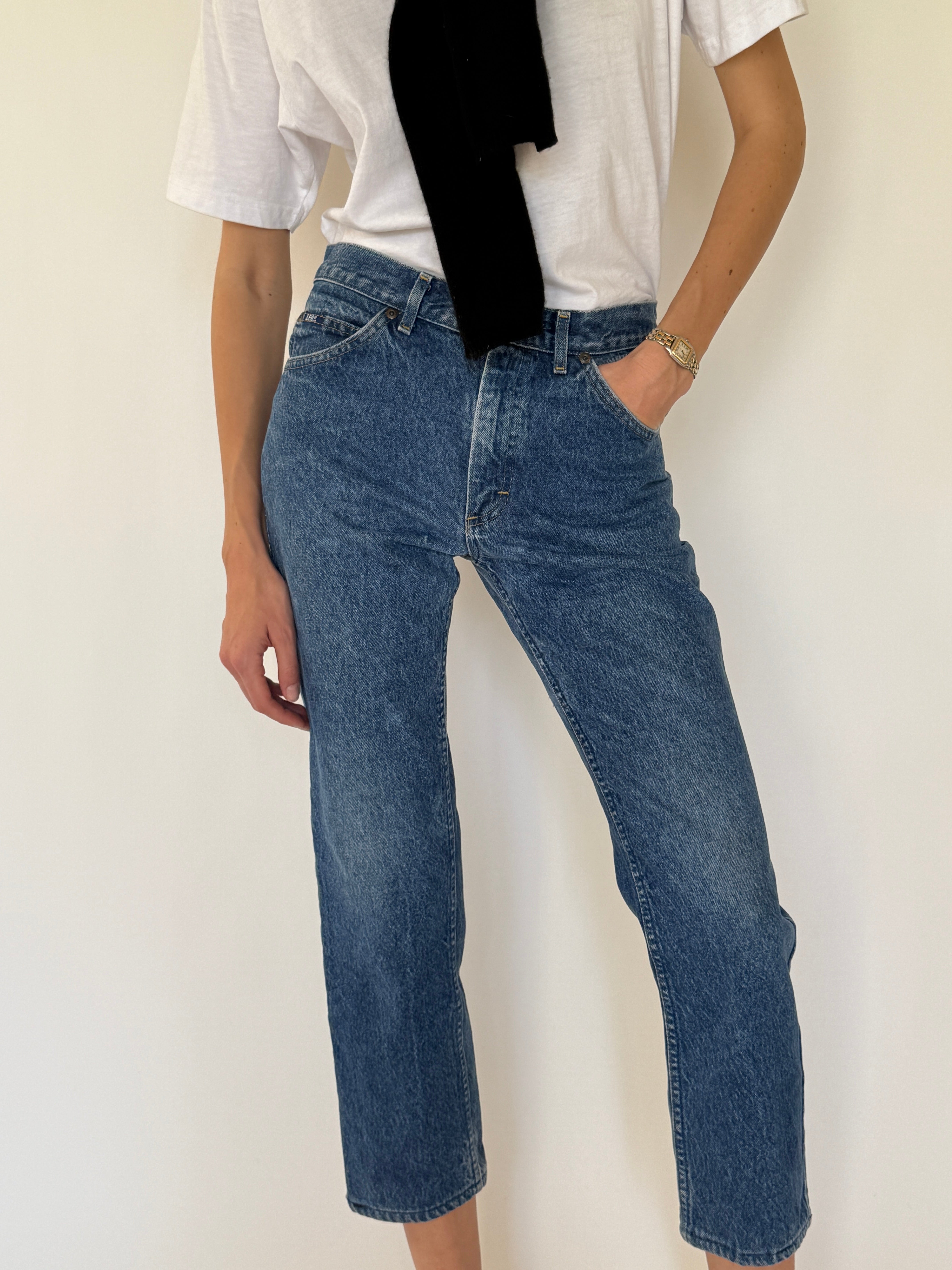 Vintage Lee straight-leg jeans blue front view high-rise fit