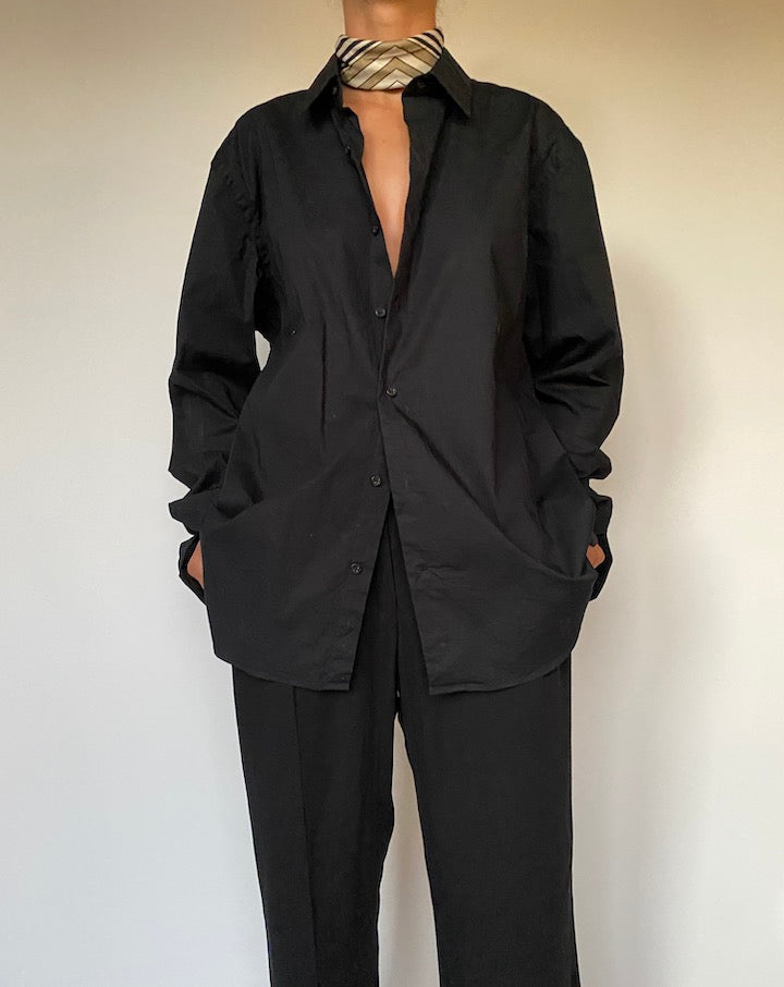 VINTAGE OVERSIZED BLACK SHIRT 2404