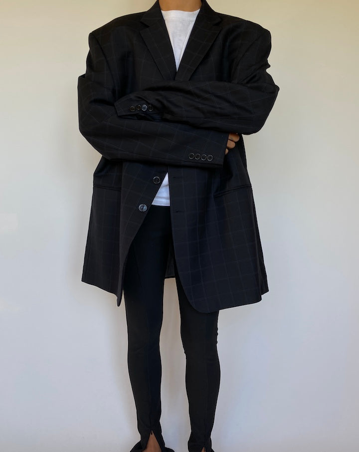 VINTAGE OVERSIZED NAVY CHECKED BLAZER 1570