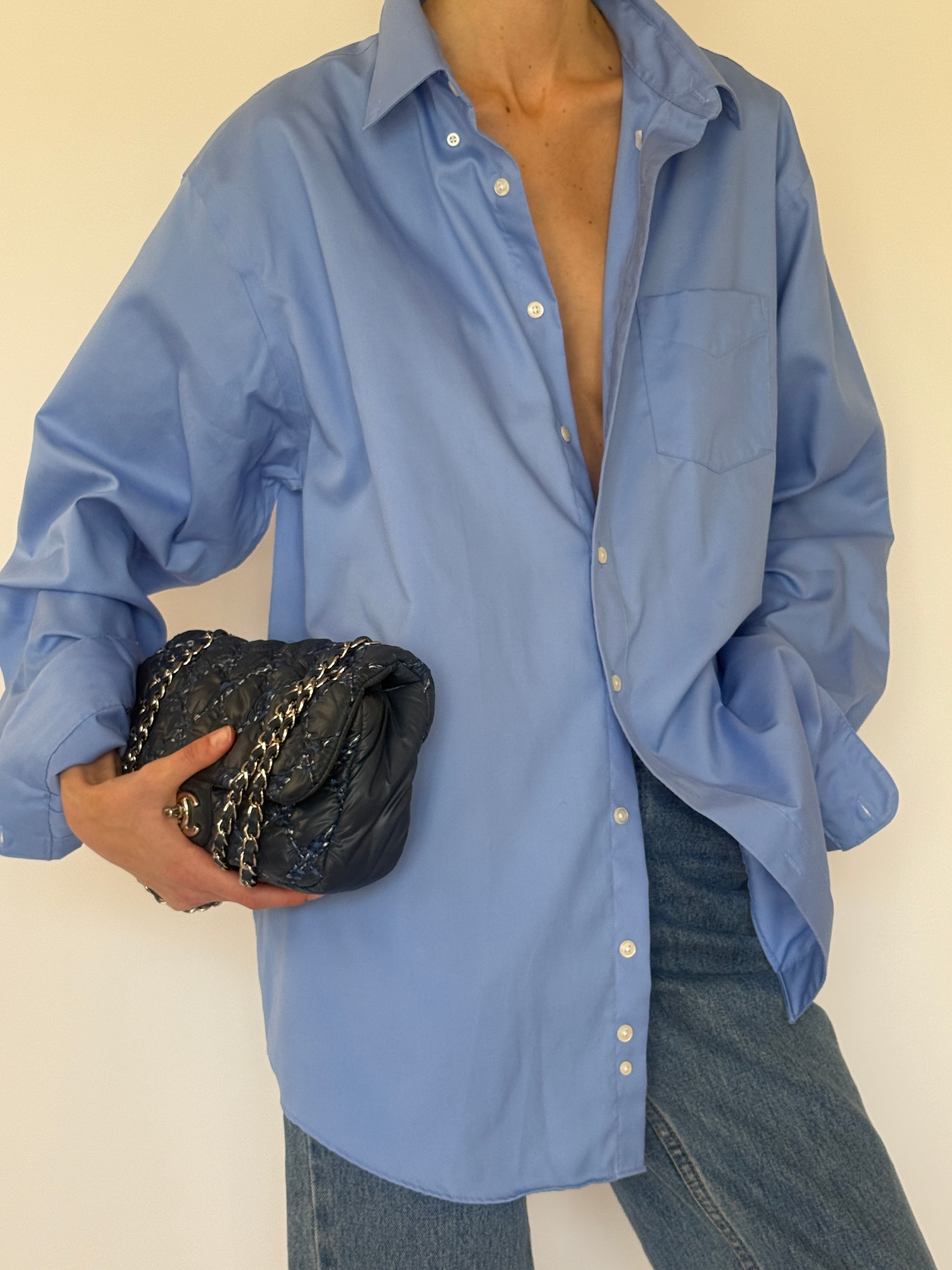 Vintage blue cotton blend shirt collar detail