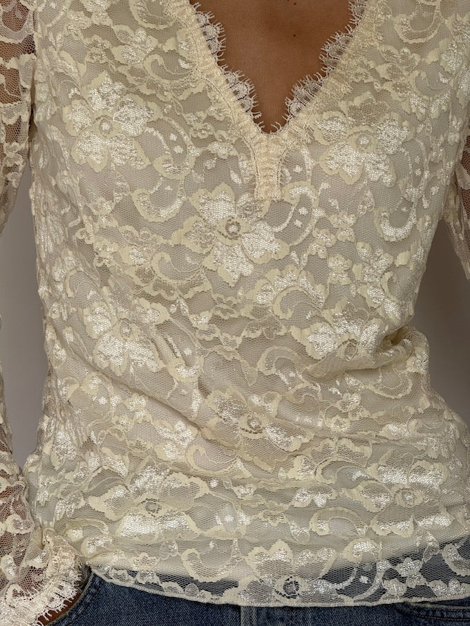 Vintage Ivory Lace Top 6613