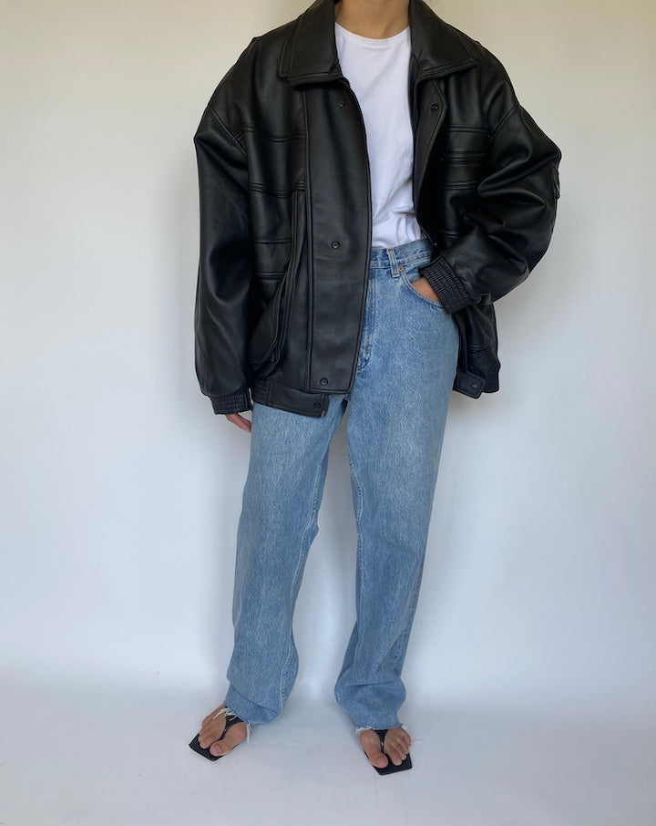 VINTAGE OVERSIZED BLACK BOXY FAUX LEATHER JACKET 3361