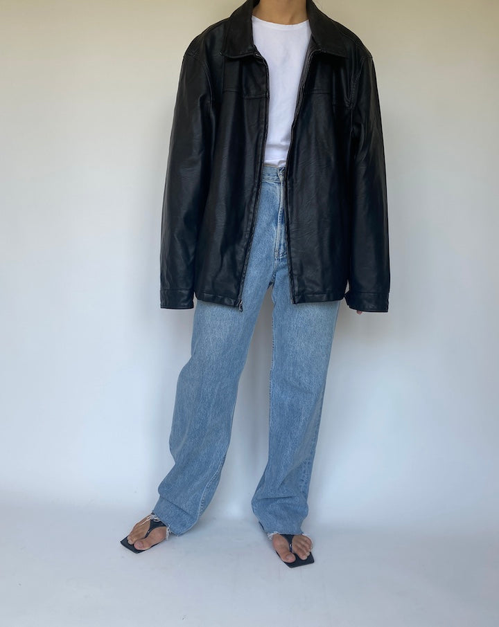VINTAGE OVESIZED BLACK LEATHER JACKET 3362