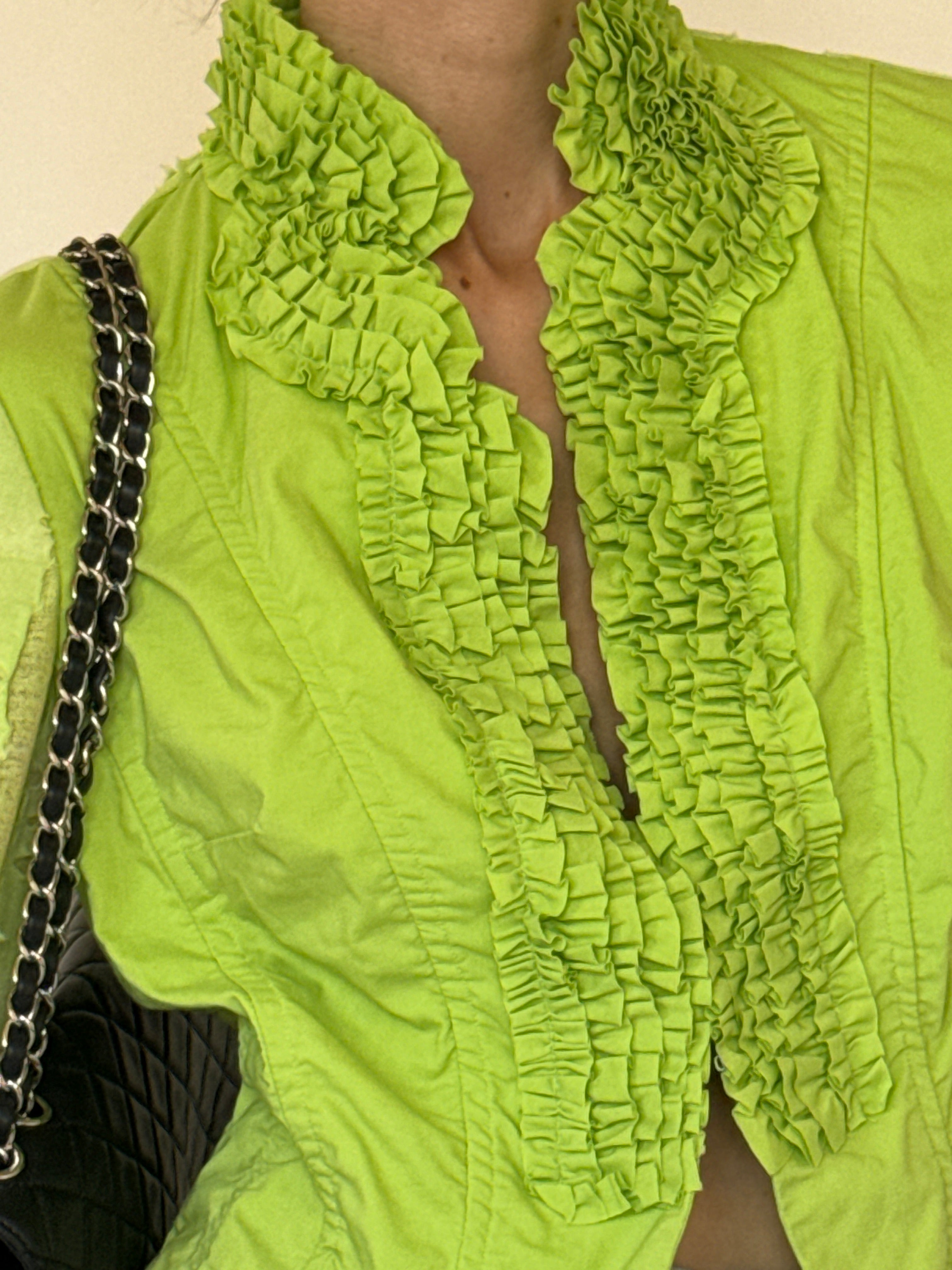Vintage ruffle collar detail in lime green