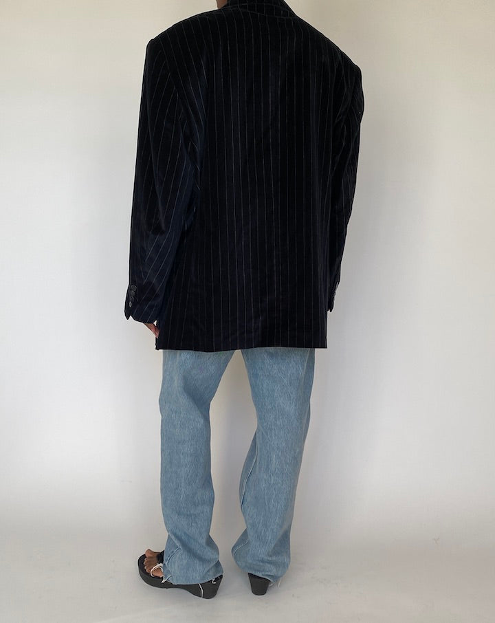 VINTAGE OVERSIZED BLACK PINSTRIPED VELVET BLAZER 4332