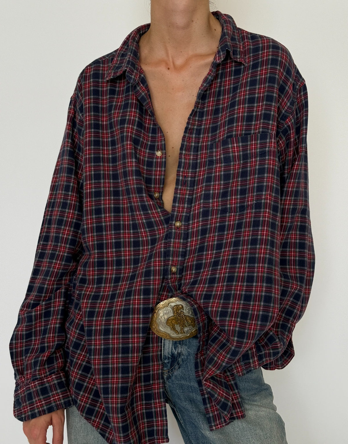 Close-up button placket and chest pocket