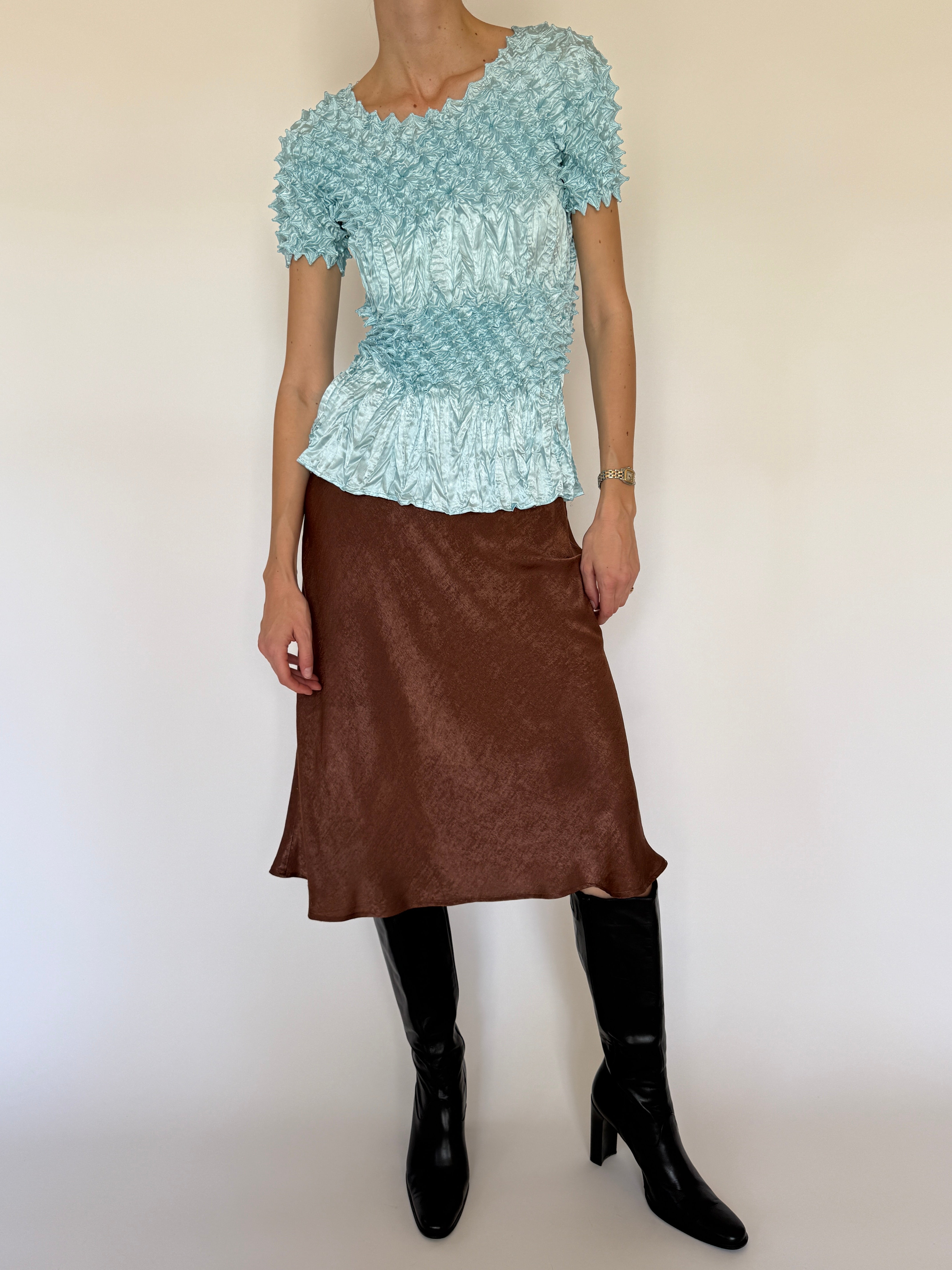 Vintage light blue popcorn textured top front view