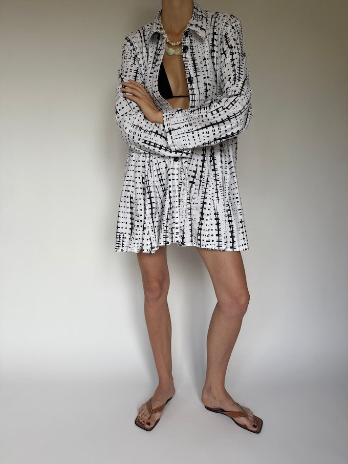 Vintage Graphic Button-Up Shirt-Dress 6267