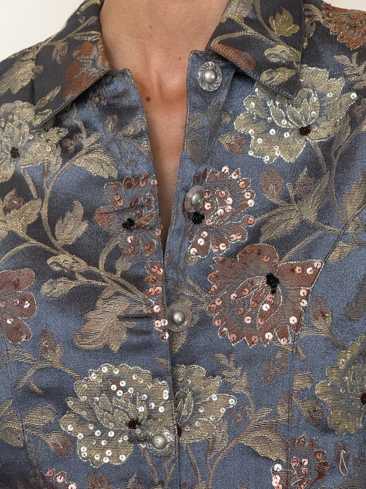 Vintage floral brocade jacket collar detail