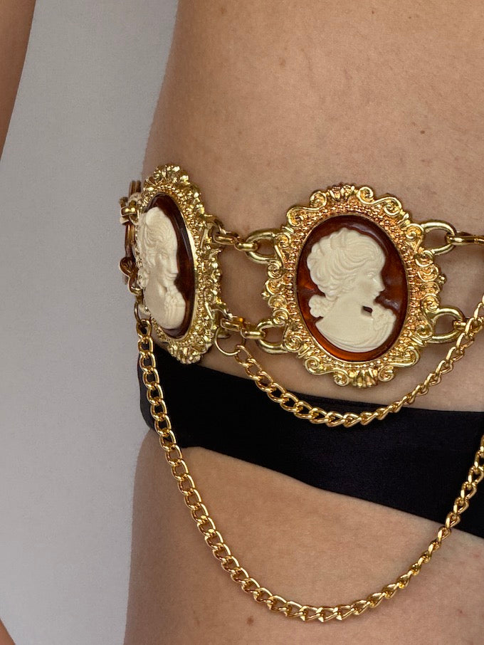 Vintage Gold Cameo Chain Belt
