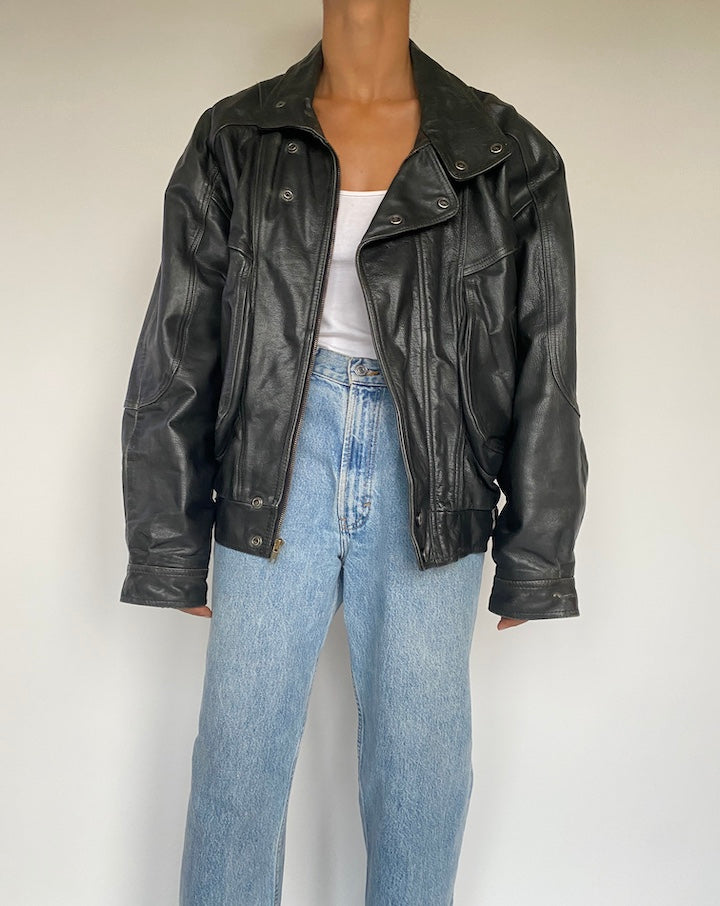 VINTAGE OVERSIZED BOXY BLACK LEATHER JACKET 2884