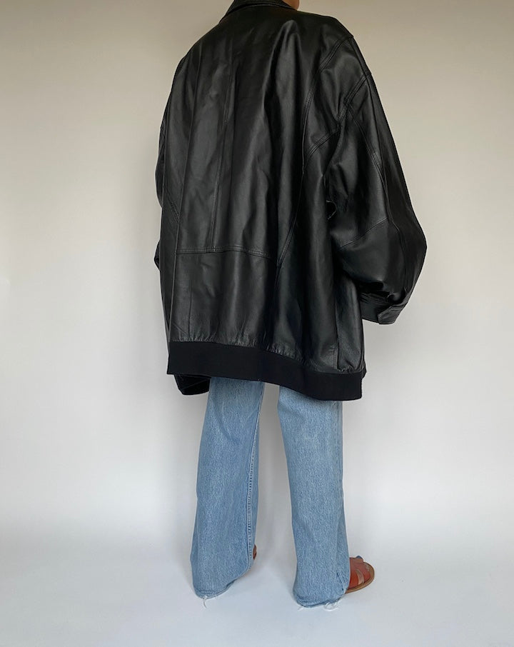 VINTAGE BLACK OVERSIZED LEATHER JACKET 2889