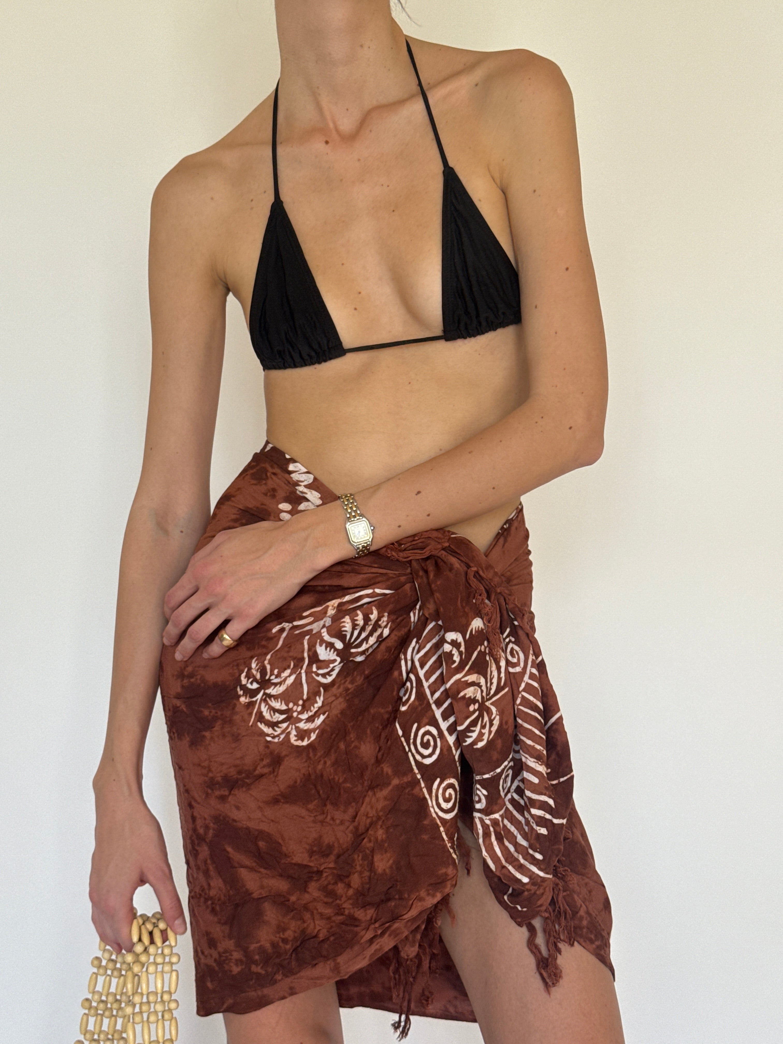 Vintage brown tropical sarong tie detail