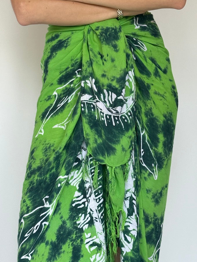 Vintage Tropical Green Tie-Dye Sarong 6280