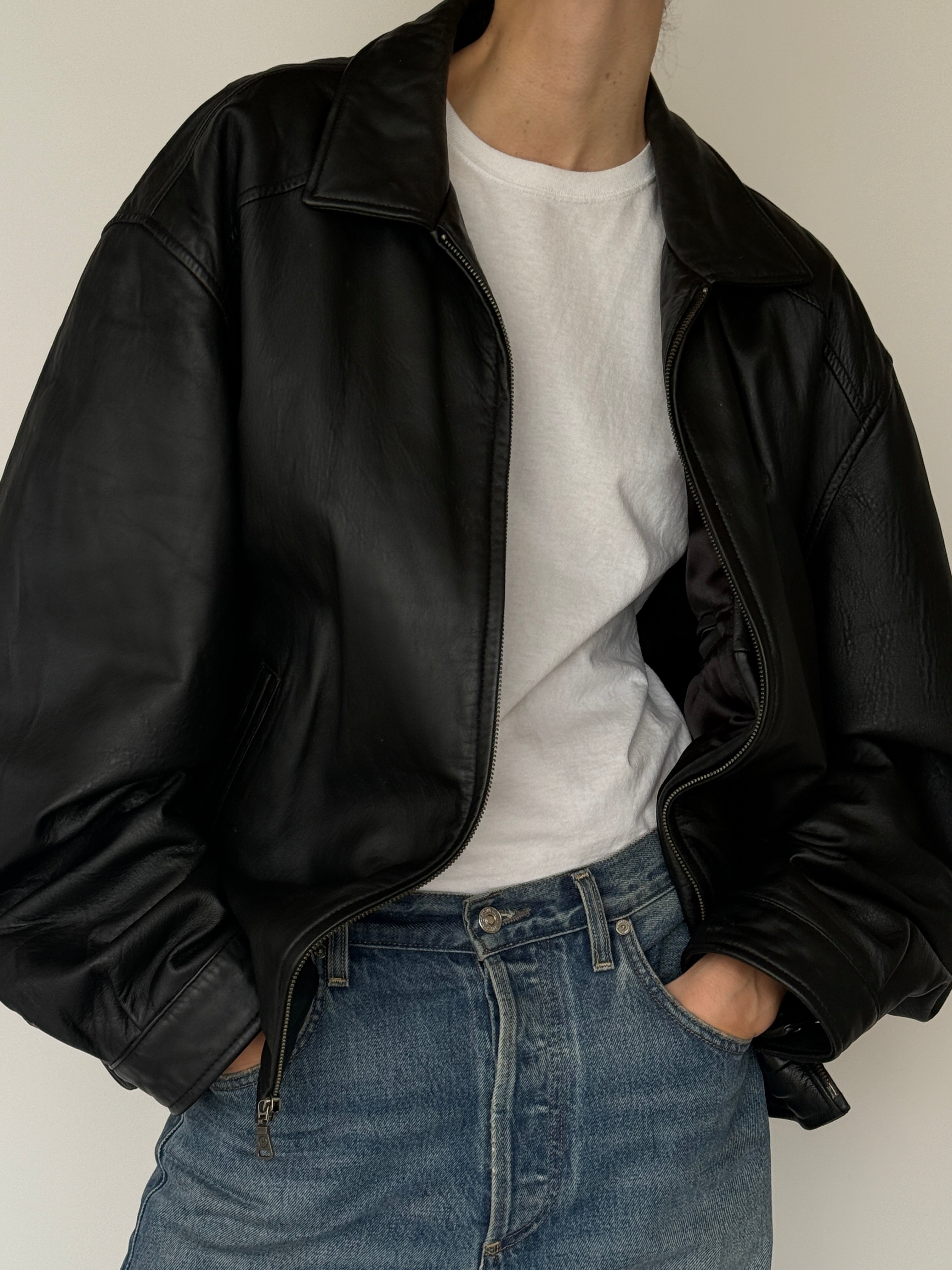 Vintage black leather jacket relaxed fit
