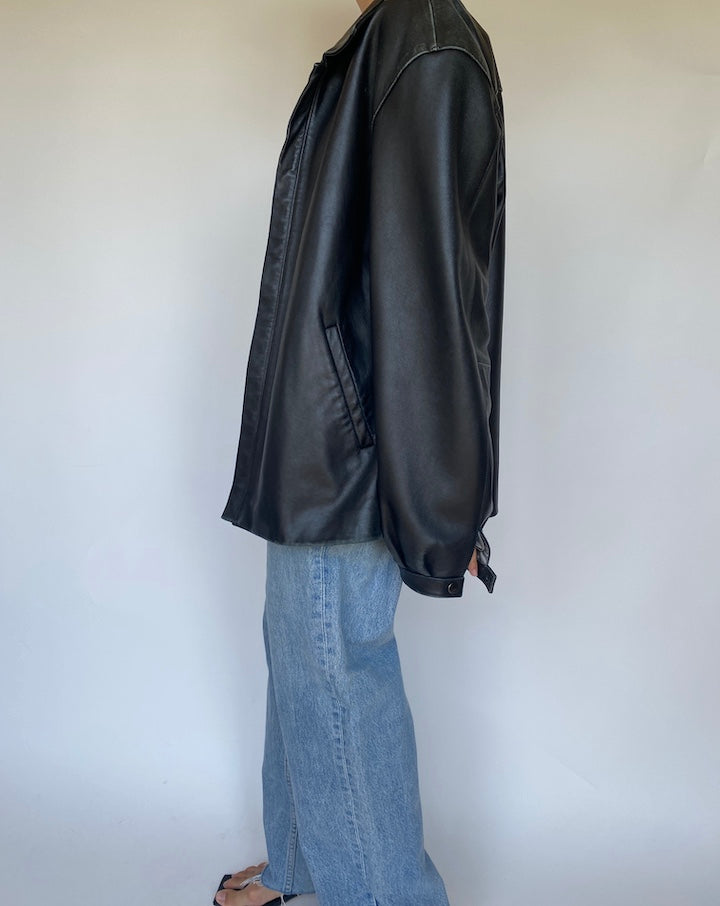 VINTAGE OVERSIZED BLACK LEATHER JACKET 3416
