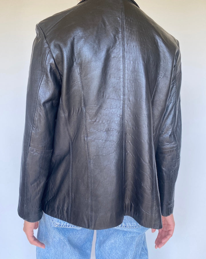 VINTAGE BLACK LEATHER JACKET 3418