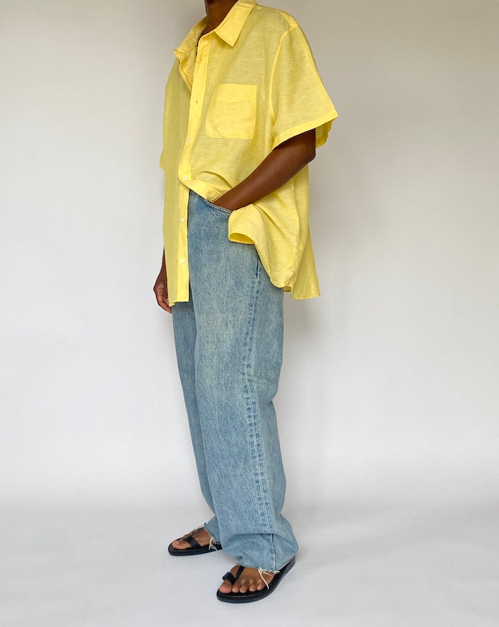 VINTAGE YELLOW CALVIN KLEIN SHORT SLEEVE SHIRT 4917