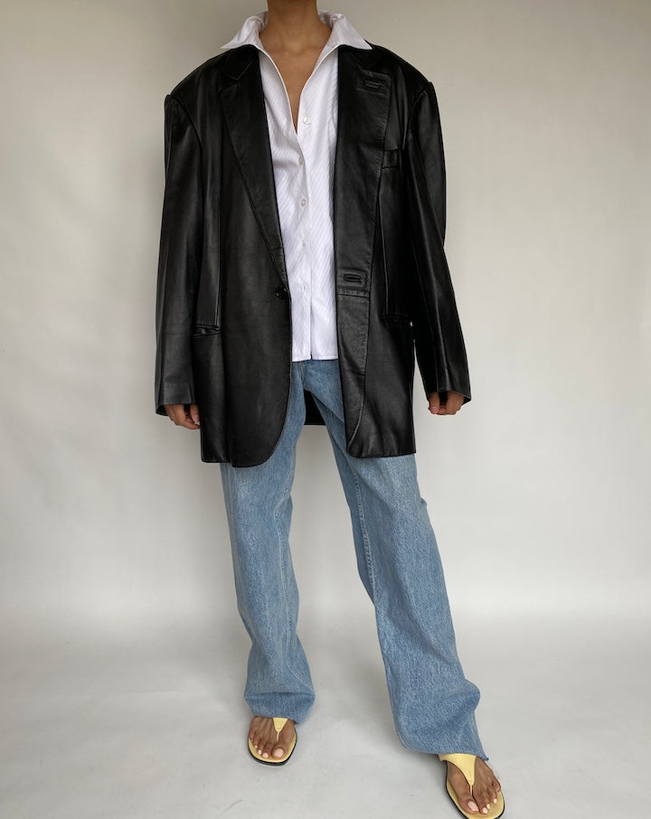 VINTAGE OVERSIZED BLACK BLAZER JACKET 667