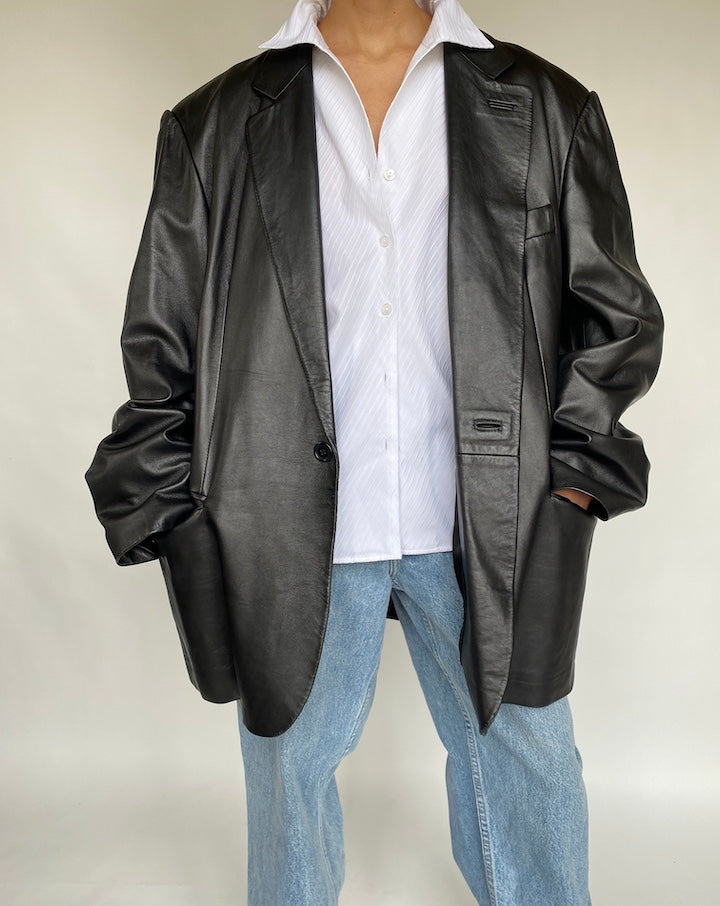 VINTAGE OVERSIZED BLACK BLAZER JACKET 667