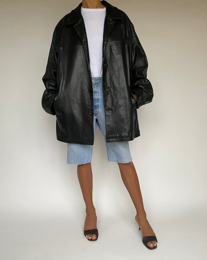 VINTAGE OVERSIZED BLACK LEATHER JACKET 1008