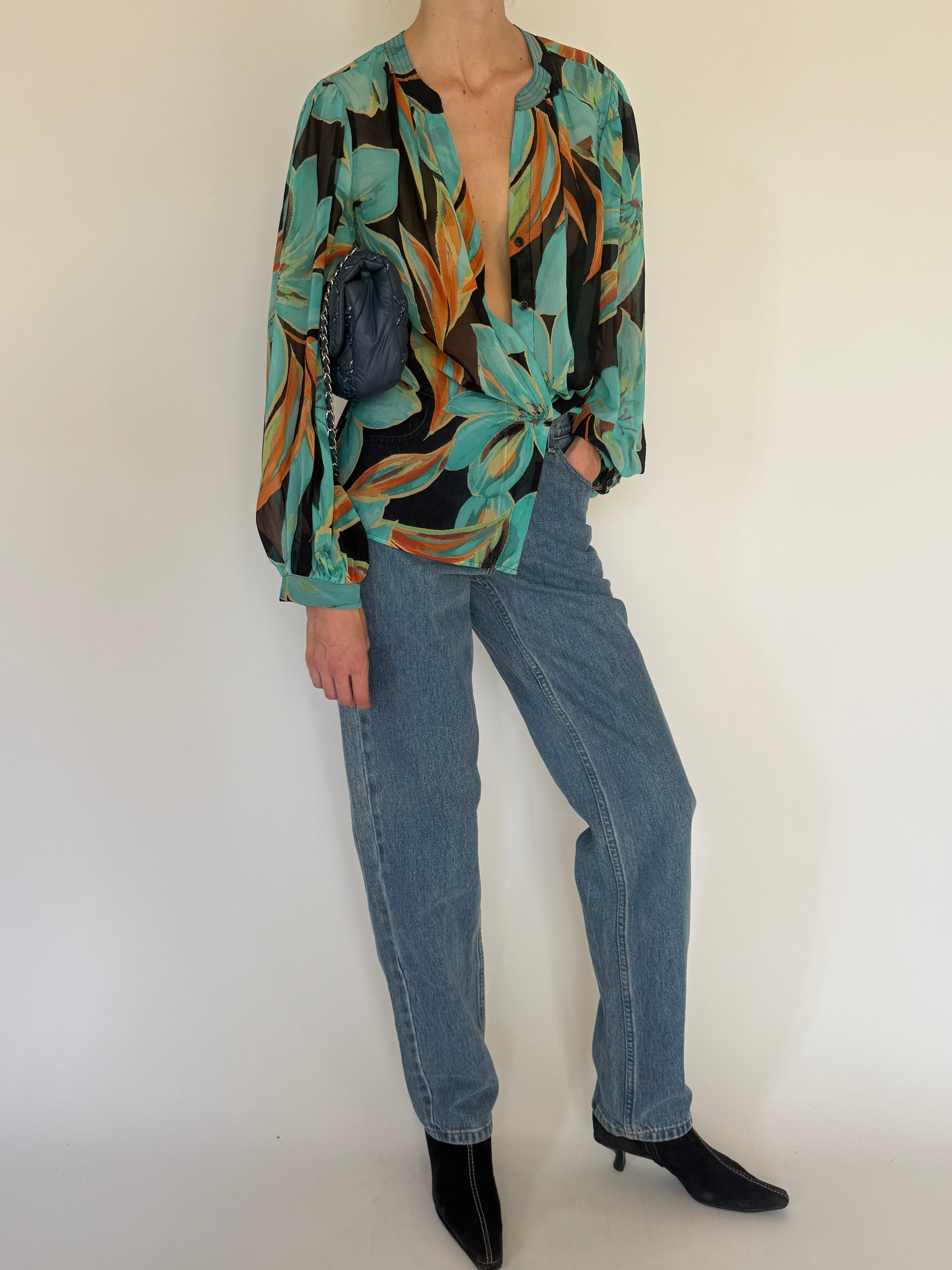 Vintage floral blouse turquoise black side view
