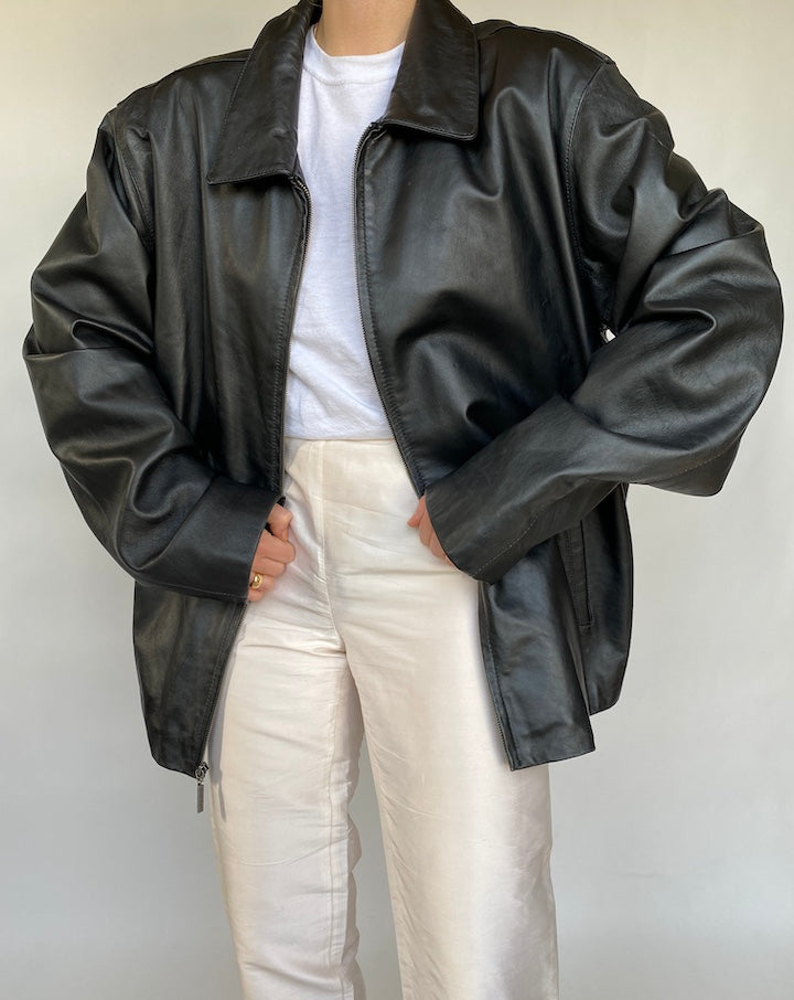 VINTAGE BLACK LEATHER JACKET 405