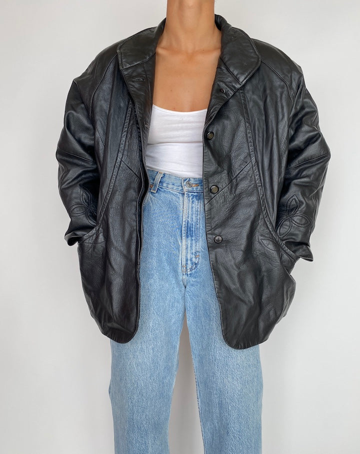 VINTAGE OVERSIZED BLACK LEATHER JACKET 2938